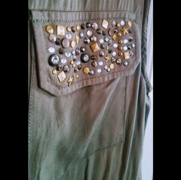 Umgee USA Military Green Vest - Picture 2 of 3